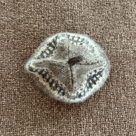 Vintage Woolen Cap - Picture 3 of 7